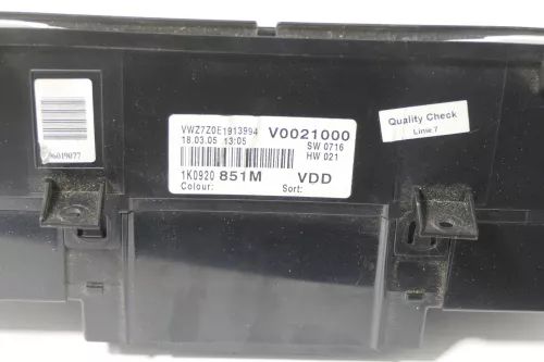 VW Golf 5 1K 5M Plus Tacho Tachometer Kombiinstrument 1K0920851M - 232.000km (176076)