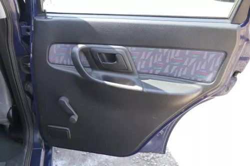 1x Polo Kombi bis Bj.1999 Türverkleidung Verkleidung Tür hinten rechts