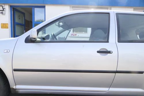 VW Golf 4 Tür vorne links Fahrertür 2/3-Türer silber LA7W ohneAnbauteile