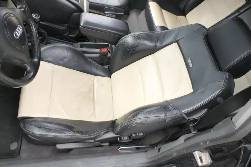 Q805 A3 8L Sitz Sitze vorne links + rechts +hinten Ledersitz Kopfstützen (176205)