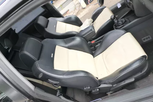 Q805 A3 8L Sitz Sitze vorne links + rechts +hinten Ledersitz Kopfstützen (176205)