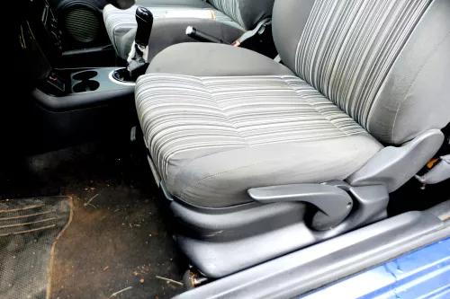 VW Fox Sitz Fahrersitz vorne links OHNEAirbag höhenverstellbar (176382)