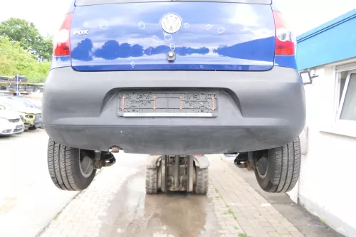 VW Fox 5Z Stoßstange hinten Stoßfänger schwarz matt u (176384)