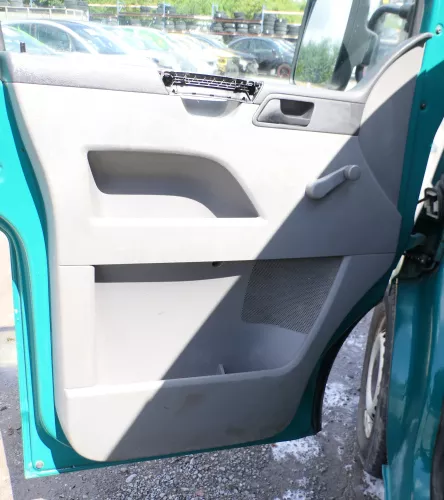 VW T5 Türverkleidung Verkleidung Tür vorne links grau 7H0867103M (176402)