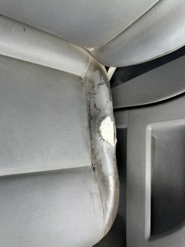 VW T5 Sitz vorne links Fahrersitz grau - ohne Kopfstütze (176415)