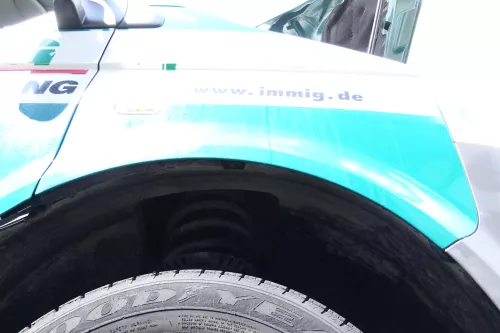 VW T5 7E 2 Facelift Kotflügel vorne rechts weiß grün B9A 7H0821102E (176430)