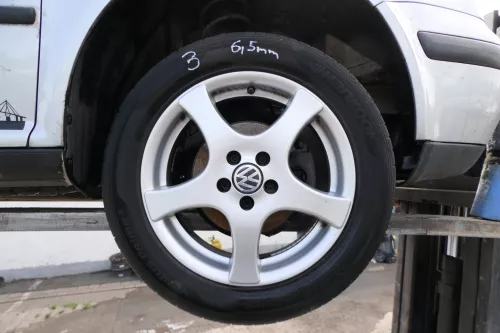 1x Felge Alufelge Golf 4 VW Polo 9N 9N3 6,5j x16 H2 ET42 - KBA 43946  BBS  3