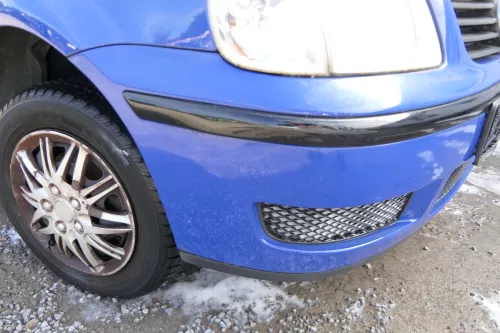 VW Polo 6N2 Stoßstange vorne Frontstoßstange Stoßfänger LA5C + Grill (176665)