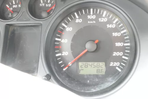 Seat Ibiza 6L Tacho Tachometer Kombiinstrument 284.000km 6L0920801 1,2 BBY 1,4 (176698)