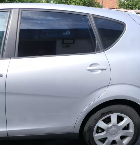 Seat Altea 5P Tür hinten links grau silber LS7N - ohneAnbauteile