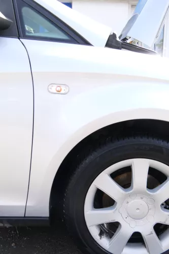 Seat Altea 5P Kotflügel vorne rechts grau silber LS7N (176755)