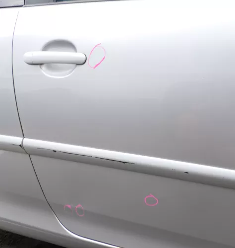 Golf 5 V 1K Tür nur Türblatt vorne rechts Beifahrertür 2/3-Türer silber LA7W (176919)