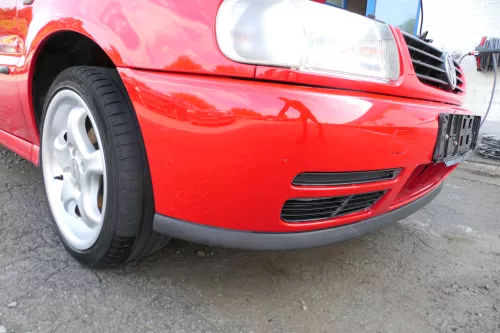 VW Polo 6N Stoßstange vorne breite Styling XXL Frontstoßstange rot LP3G + Gitter (177005)