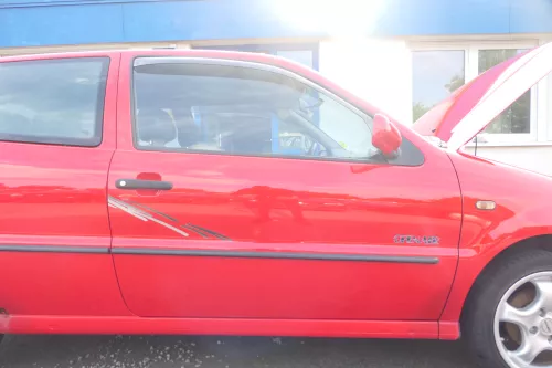 Polo 6N 6N2 Tür vorne rechts Beifahrertür 2/3-Türer rot LP3G ohne Anbauteile