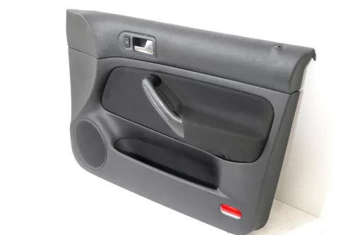 1x Golf 4 Bora Türverkleidung Verkleidung Tür vorne rechts 4/5-Türer Griff schwa (177067)