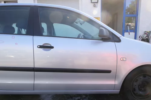 VW Polo 9N 9N3 Tür vorne rechts Beifahrertür 4/5-Türer grau silber LA7W ohneAnba
