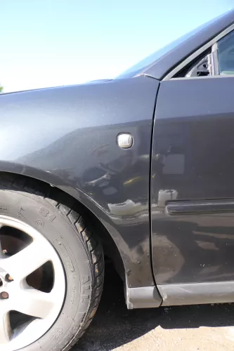 Audi A3 8L Kotflügel vorne links schwarz LZ9U (177170)