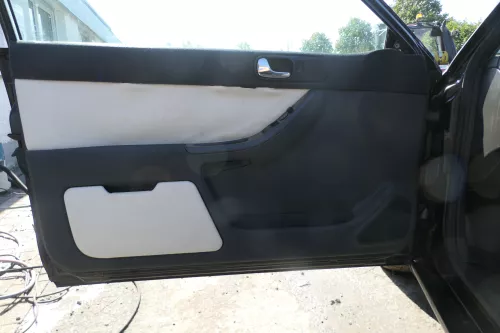 1x Audi A3 8L Türverkleidung Verkleidung Tür vorne links 2/3-Türer - Leder (177186)