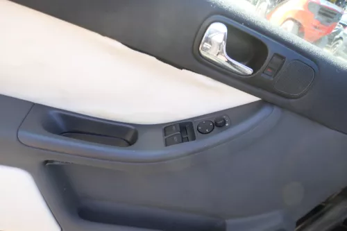 1x Audi A3 8L Türverkleidung Verkleidung Tür vorne links 2/3-Türer - Leder (177186)