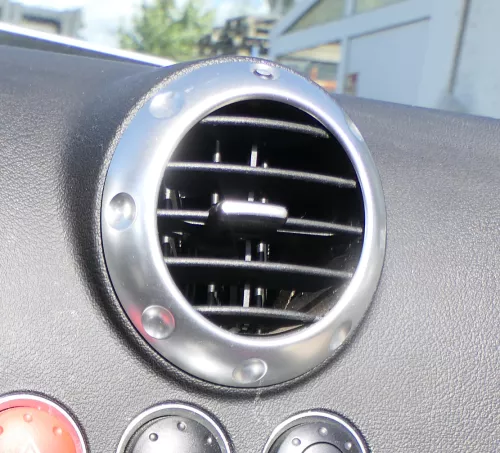 1x TT 8N Lüftungsdüse Düse Lüftung vorne in der Mitte / rechts / links 8N0820901