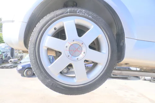 Audi TT 8N Radhausschale Dämpfung Radhaus hinten rechts 8N0810172C Roadster