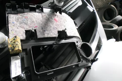 Audi TT 8N Roadster Verkleidung Rückwand hinten rechts 8N7868572  (177296)