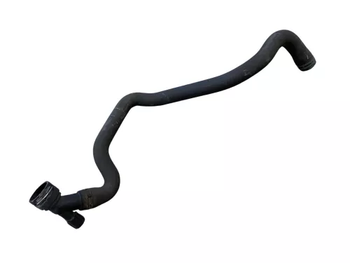 Audi TT 8N Kühlmittelrohr Rohr Schlauch 1,8 AJQ  8N0121051B