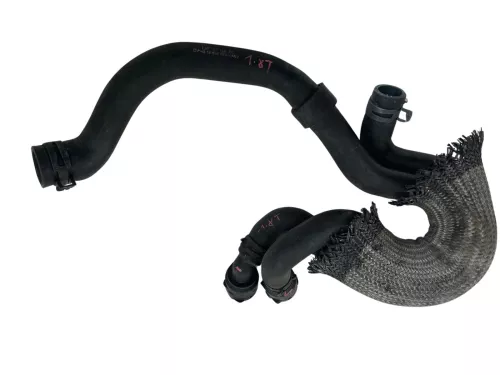 Audi TT 8N Kühlmittelrohr Rohr Schlauch 1,8 AJQ  APP 1J0121156AT