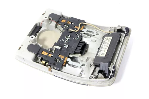 Audi A4 8E 8P Schalter Innenleuchte Leuchte Lampe Leseleuchte 8E0947135D platin (177578)