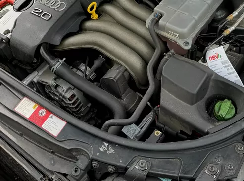 Audi A4 8E B6 Kühlrohr Rohr Leitung 8E0121101K Wasserschlauch Wasserrohr (177614)