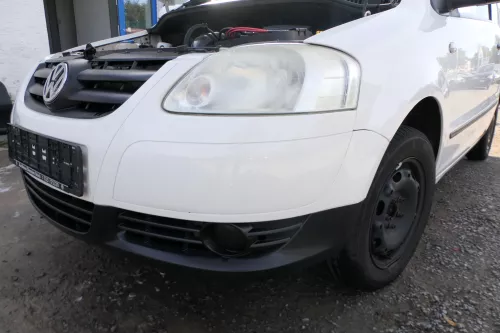 VW Fox 5Z Stoßstange vorne Stoßfänger weiß LB9A mit Grill  (177649)