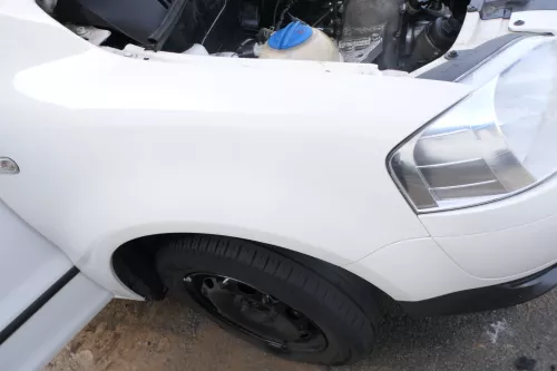 VW Fox 5Z Kotflügel vorne rechts weiß LB9A (177650)