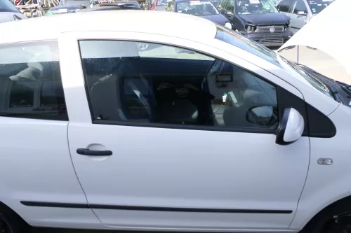 VW Fox 5Z Tür vorne rechts Beifahrertür weiß0 LB9A - ohne Anbauteile (177653)