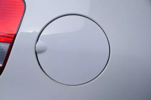 VW Fox 5Z Tankdeckel Klappe Tankklappe Deckel Tank weiß LB9A (177655)