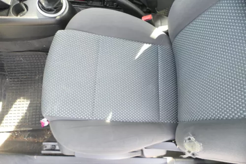 VW Fox Sitz Fahrersitz vorne links OHNEAirbag höhenverstellbar  (177662)