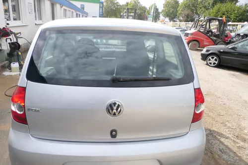 VW Fox 5Z Heckklappe Kofferraumklappe Klappe hinten + Scheibe silber LA7W