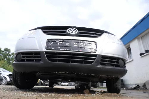 VW Fox 5Z Stoßstange vorne Stoßfänger silber LA7W mit Grill (177672)