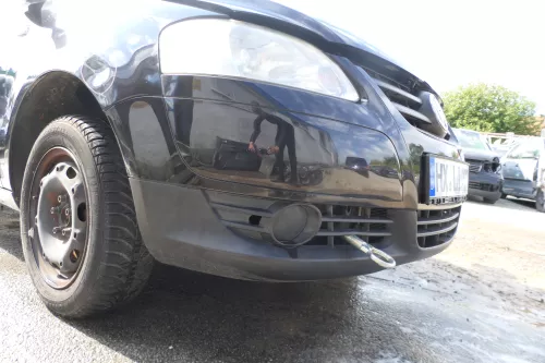 VW Fox 5Z Stoßstange vorne Stoßfänger schwarz LC9Z mit Grill (177679)