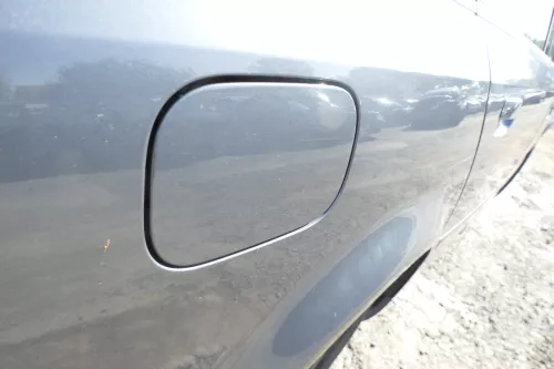 Audi A4 8E B6 Tankdeckel Tankklappe Tank Deckel Klappe grau LX7Z