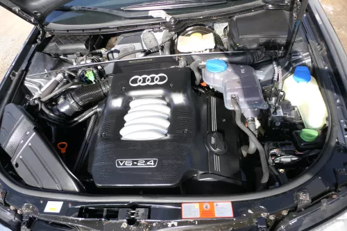 A4 8E B6 3BG Ansaugbrücke 078198627 Antriebse 2.4 2,4 BDV AAM 078133201BA Benzin