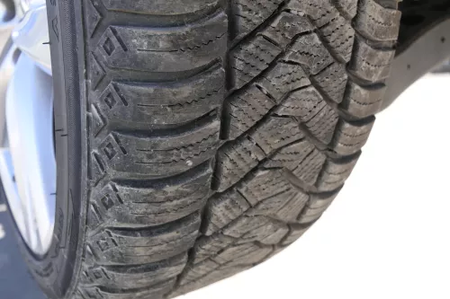 2x 3C Golf Reifen Winterreifen 235/40R18 95V 7-9mm   NUR 2 x REIFEN (177778)