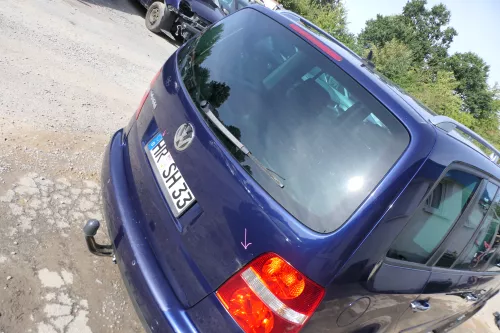 VW Touran 1T Heckklappe Kofferraumklappe hinten blau LB5N mit Scheibe -Rost (177789)