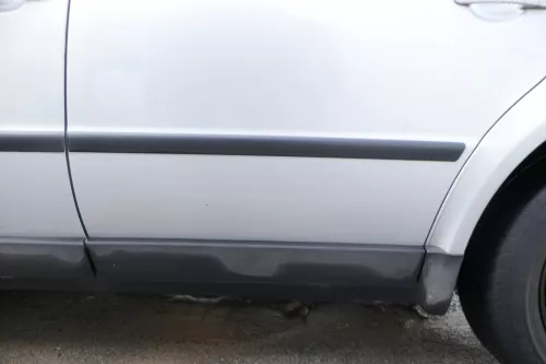 VW Passat 3B 3BG Limousine Tür hinten links silber LB7Z (177805)