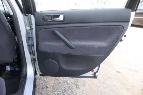 Passat 3B 3BG Limouisne Türverkleidung Verkleidung Tür hinten rechts schwarz Vel