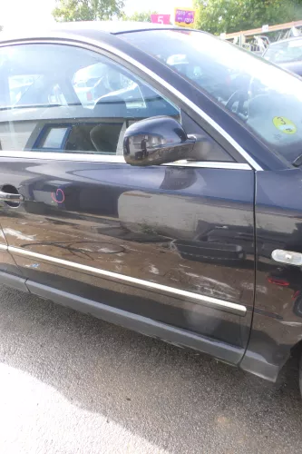 Passat 3B 3BG Kombi + Limo Tür vorne rechts Beifahrertür schwarz LC9Z Chrom ohne (177866)