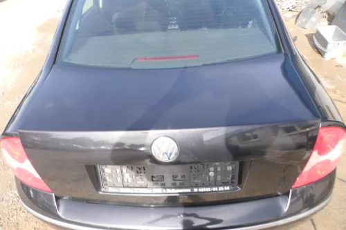 VW Passat 3BG Limousine Heckklappe Klappe Kofferraumklappe schwarz LC9Z -ROST (177870)