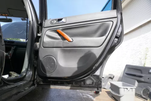 1x Passat 3B 3BG Türverkleidung Verkleidung Tür hinten rechts Leder schwarz Limo (177876)