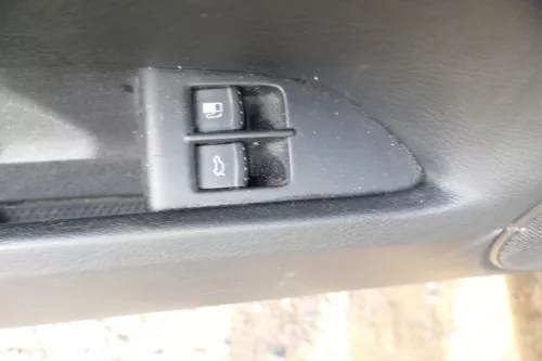 1x Passat 3BG Türverkleidung Verkleidung Tür vorne links - schwarz Leder (177880)