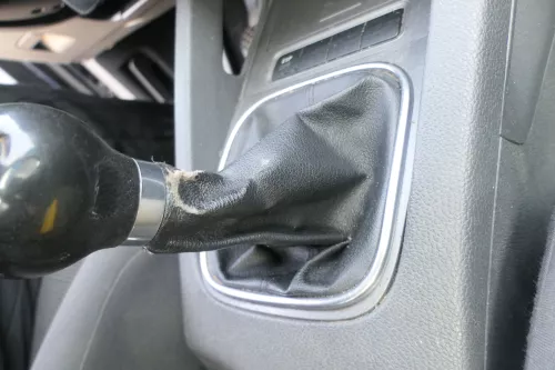 Golf 5 Schaltknauf Schaltsack Schaltung Schaltknüppel Leder 5-Gang 1K0711113BG (178495)