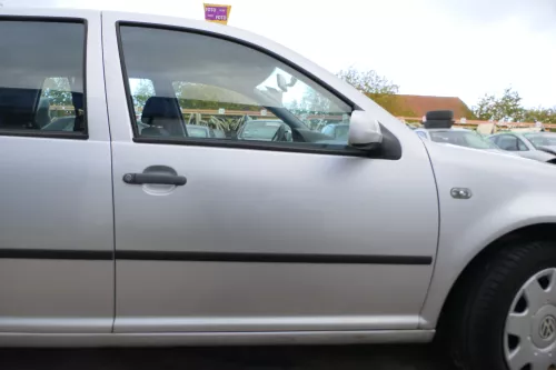 VW Golf 4 Bora Tür vorne rechts Beifahrertür 4/5-Türer+Kombi Variant LA7W silber